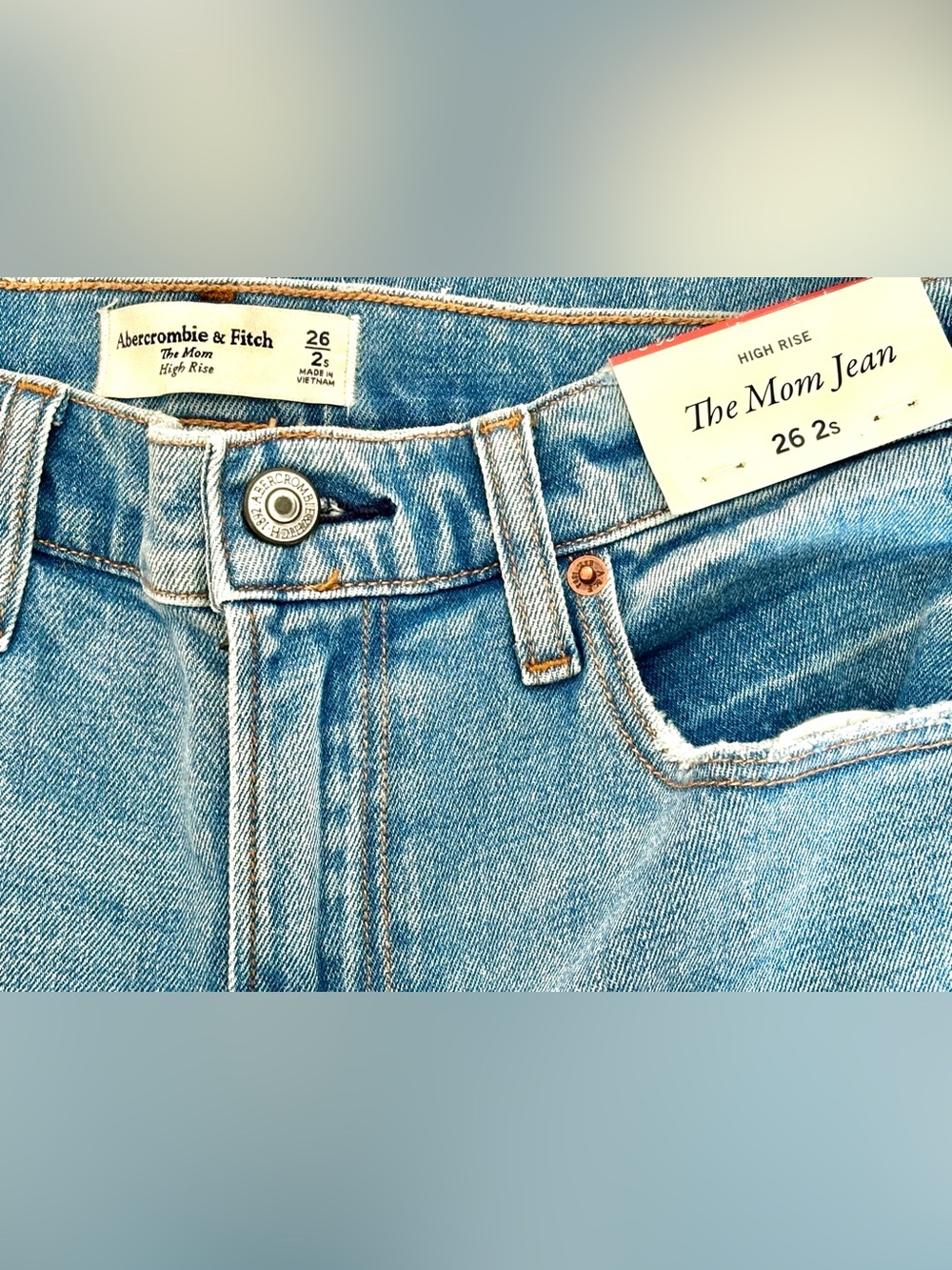 Abercrombie & Fitch High-Rise The Mom Jean 26S 2S NWT - Picture 3 of 6
